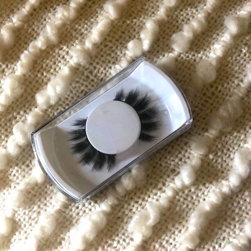 ‼️3D Mink Lashes (Charmaine) ‼️